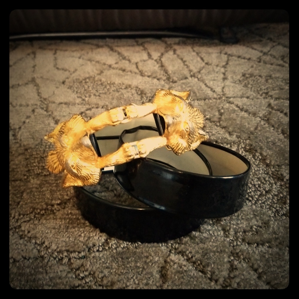 Vintage Pauline Rader Patent Leather Wolf Belt